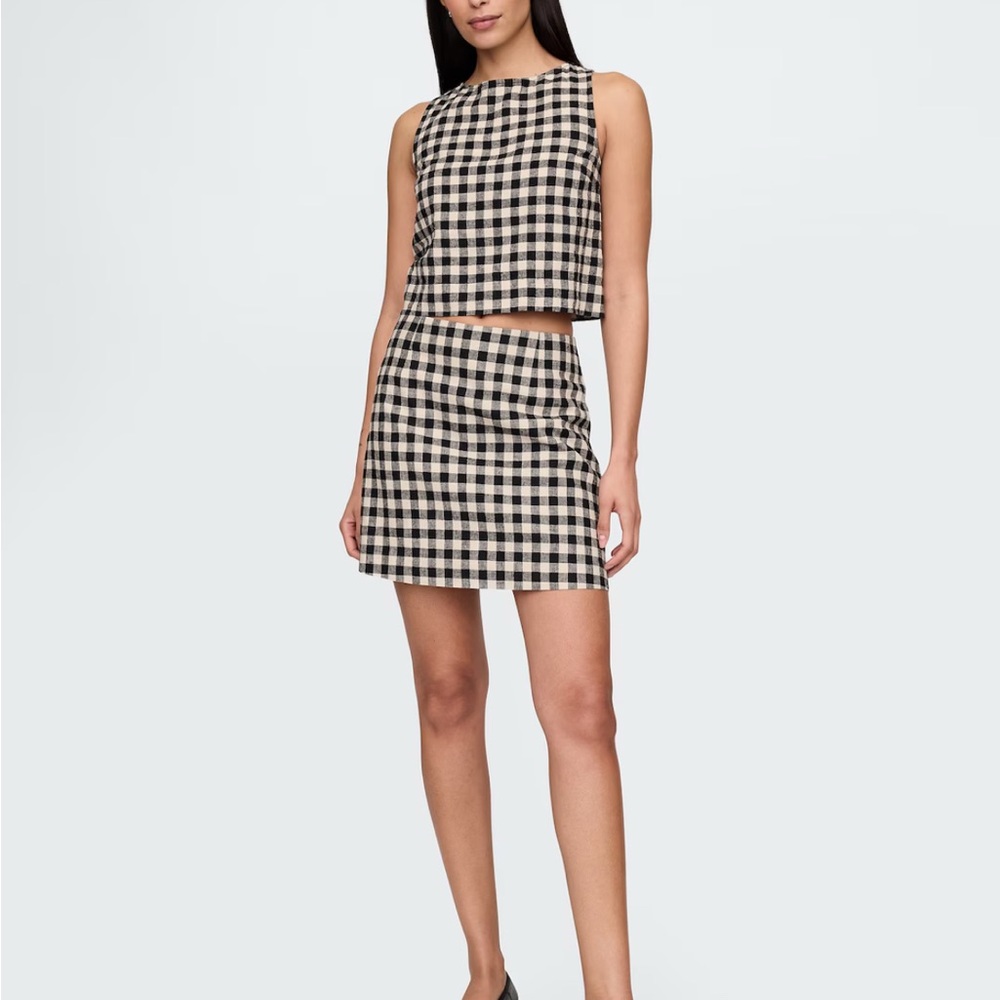 NWT - Gap Linen Blend Mini Skort / Black and Cream Gingham